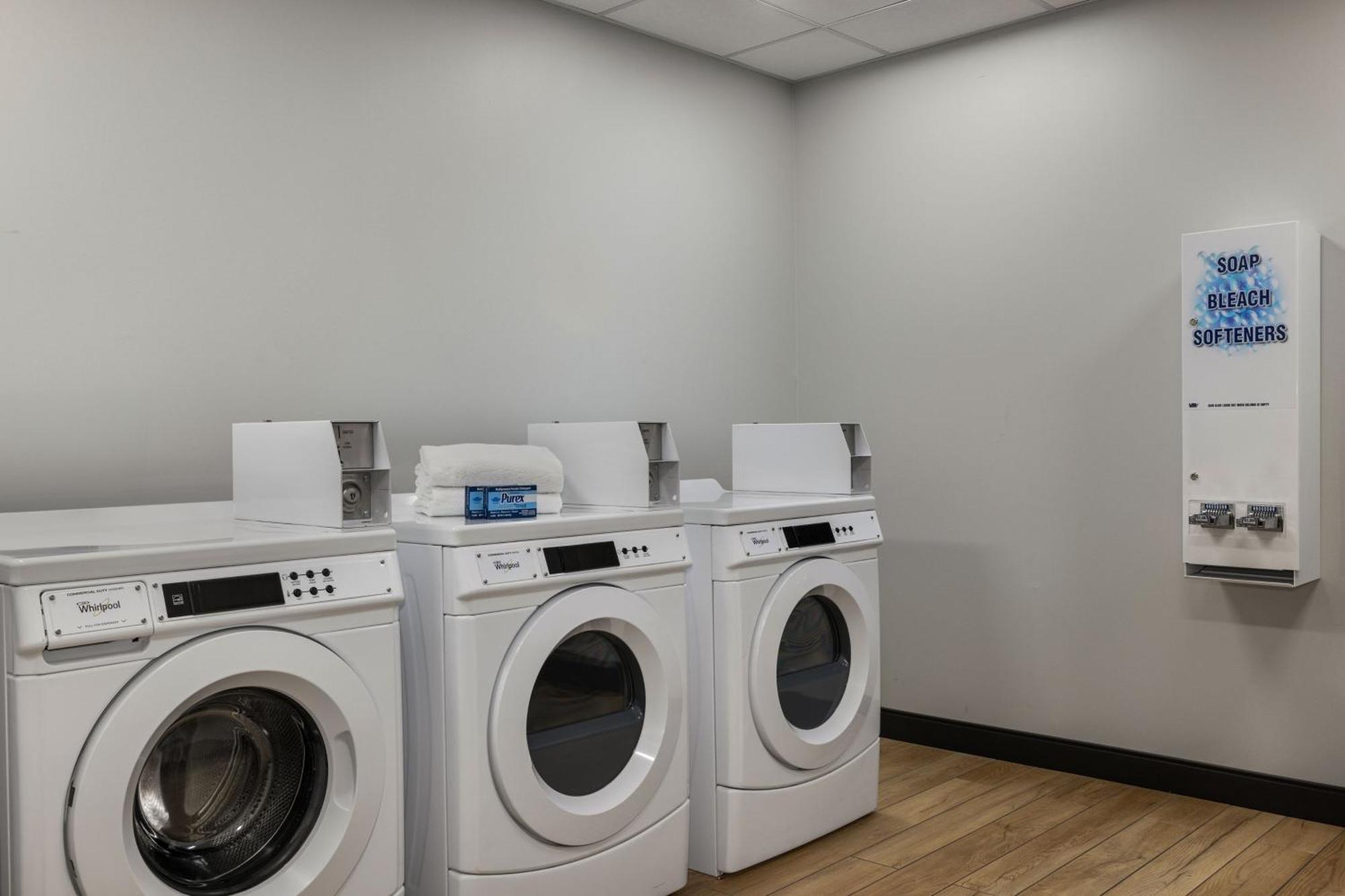 Towneplace Suites By Marriott Memphis เยอรมันทาวน์ ภายนอก รูปภาพ